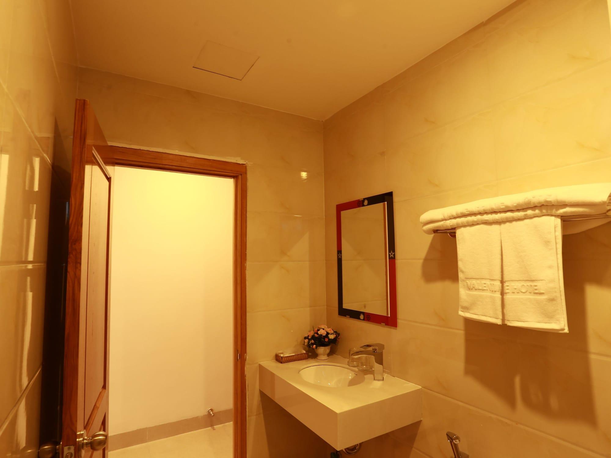 Valentine Hotel Da Nang Exterior photo