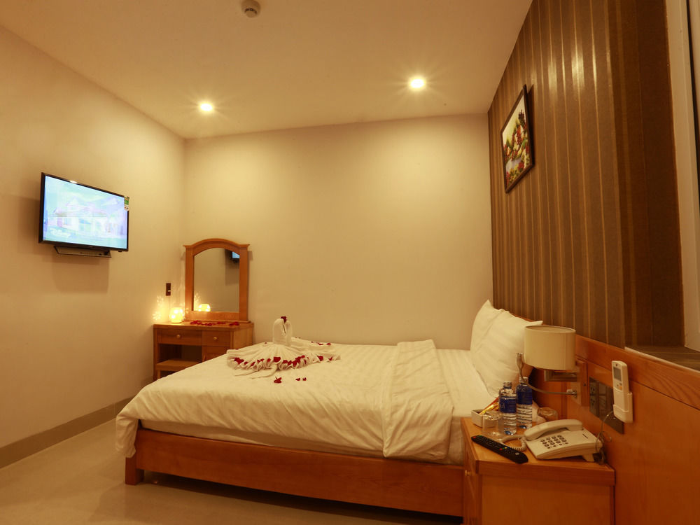 Valentine Hotel Da Nang Exterior photo